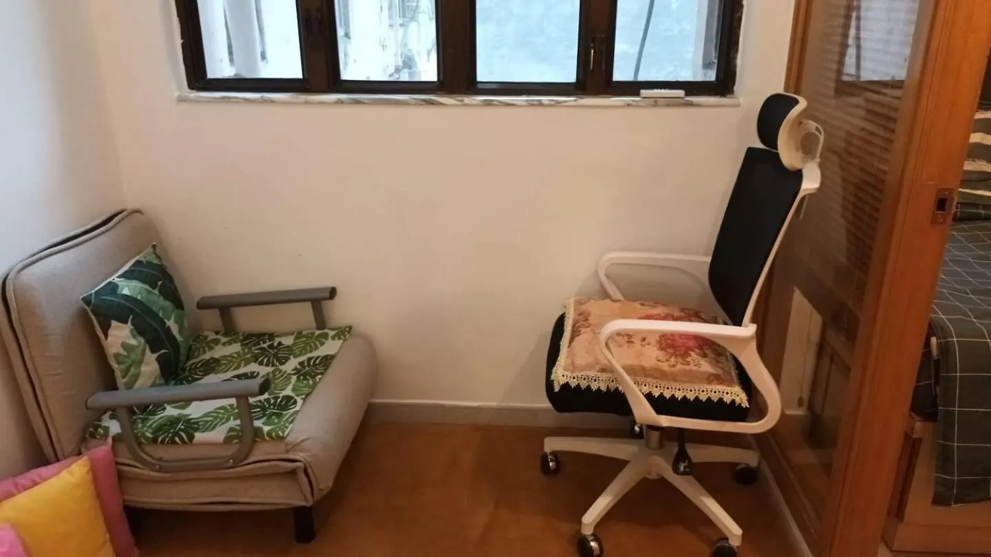 Appartamento 5 Minutes From Mtr Full Kitchen And Toilet With Elevator Hong Kong